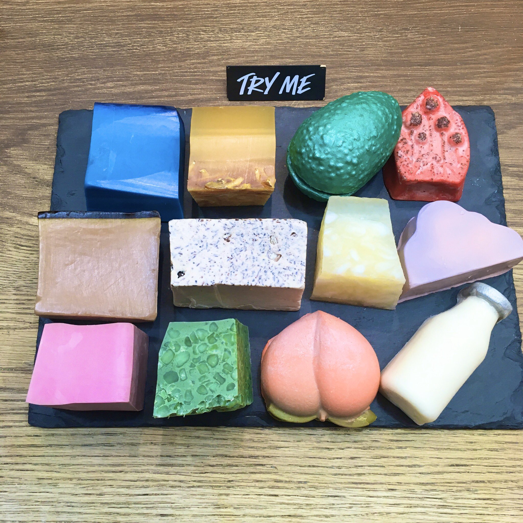 Twitter 上的 Lush ラッシュ青森エルム店 ウイスル予防の一つとして手洗いがありますね Lushには沢山の石鹸があります ハンドソープ ボディソープとしてお使いいただけます お好きな石鹸はありますか Lush 五所川原 Elm T Co H68r8weuqz Twitter