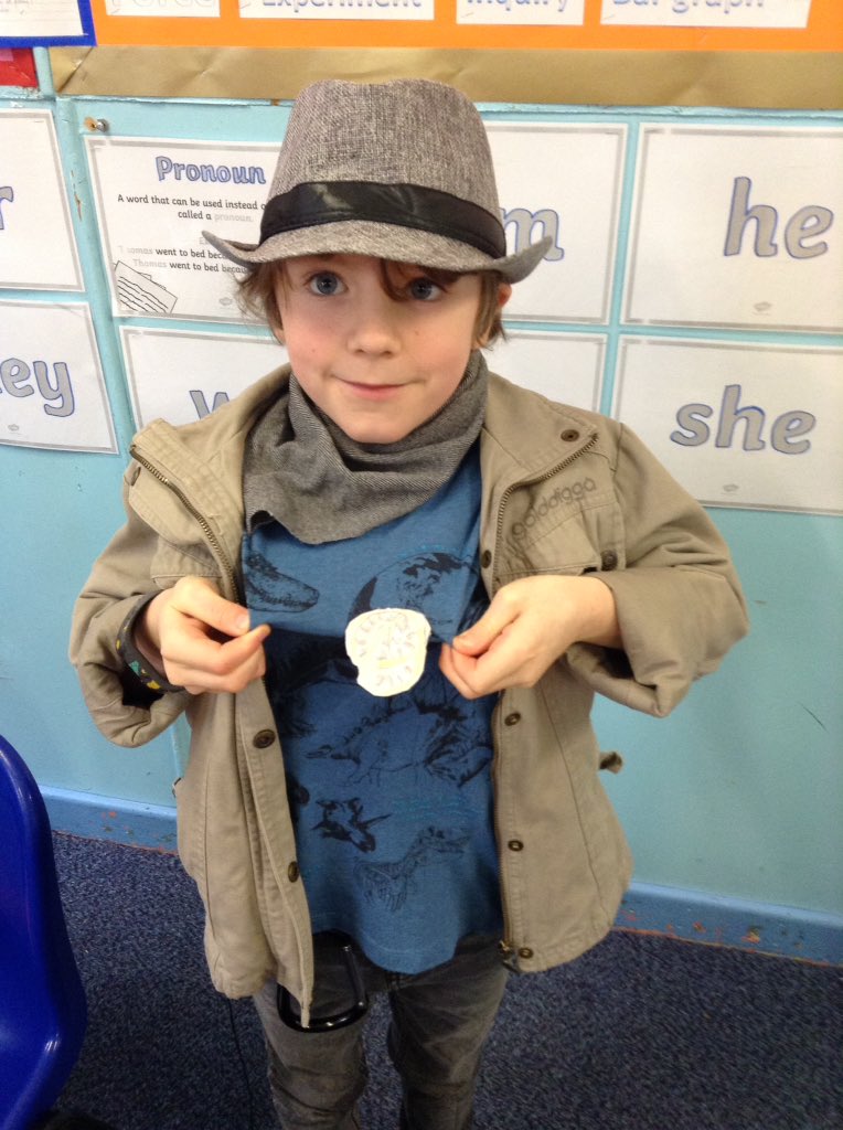 latimerprimary's tweet image. #classPK #classSM #LatimerHistory 

Year 3 today learnt about Viking (or should I say 'Norse' ) weapons, trading, games and mythology.