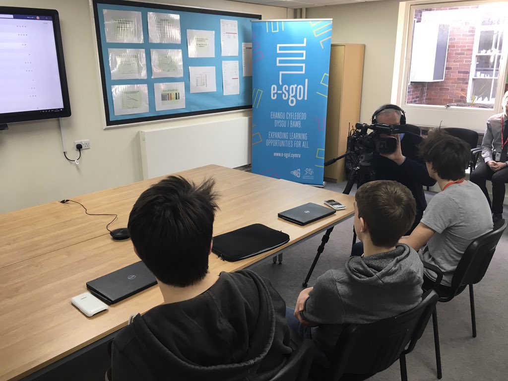 Further Maths students from <a href="/llanfyllin/">YU Llanfyllin HS</a> talk to <a href="/BBCWalesNews/">BBC Wales News</a> about using e-sgol for their lessons and the benefits #elearning provides #Vision2025 #education