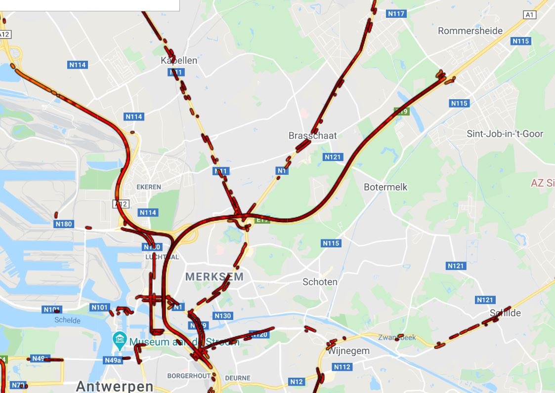 hajobeeckman's tweet photo. Het zit muurvast ten noorden van Antwerpen. Dat komt door een ongeval op de #R1 in Deurne. Er staat twéé uur file vanaf Sint-Job op de #E19. Daardoor zijn er ook vertragingen van een half uur op de Bredabaan in Brasschaat en op de Brechtsebaan in Sint-Job #N1 #N115 https://t.co/vAbCp4QhJH