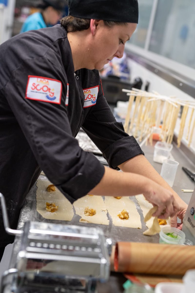 Wishing our very own Wendy from the Isle of Wight the very best of luck in the national final of LACA’s School Cook of the Year today 👩‍🍳🤞🏻🙏🏻🥇🏆🥳 ⁦<a href="/caterlink_ltd/">Caterlink Ltd</a>⁩ ⁦<a href="/YvonneCurran2/">Yvonne Middlemass</a>⁩ ⁦<a href="/MJWaringRNutr/">Megan Waring</a>⁩ ⁦<a href="/LACA_UK/">LACA</a>⁩