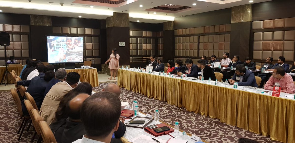 BniMagic's tweet photo. A quick glance of the presentation that took place on Wednesday at #BNIMagicMumbai.

Ms. Khushboo Thakkar introduced his business of Event Designing and Mr. Keval Doshi presented his business of LED Lights Manufacturing.
#BusinessOwners #TeraBusinessMeraBusiness #NetworkMarketing https://t.co/rLyCFIh4Bu