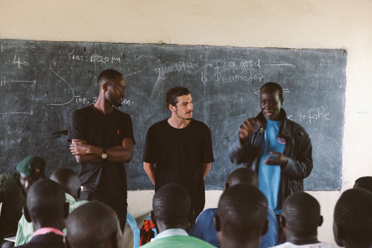 .<a href="/sidesofahorn/">Sides of a Horn</a> tells the story of Africa's poaching war from both sides of the fence. A film by <a href="/tobywosskow/">Toby Wosskow</a> w/executive producer <a href="/richardbranson/">Richard Branson</a>. 

Here’s its global impact update: virg.in/SQz