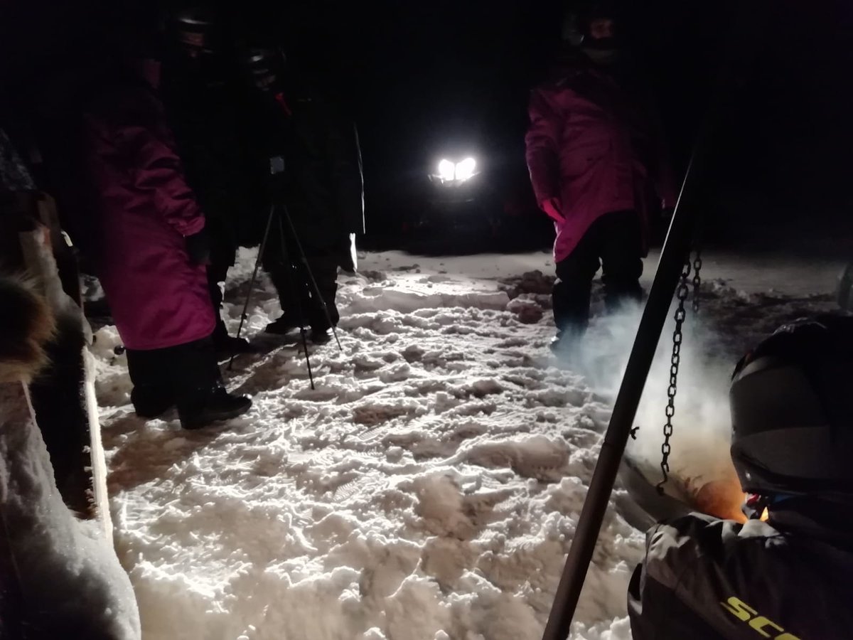 KMhansabar's tweet photo. #night time #exploring on the #ice of #tenojoki #river ❄🌌 there was some signs of the Northern Lights but they were not at their strongest that time. We had a #snowmobile #sled ride and a #campfire at the shore 😊

#karigasniemi #utsjoki #lapland #Finland #exploreutsjoki https://t.co/b6tRO8ViT1