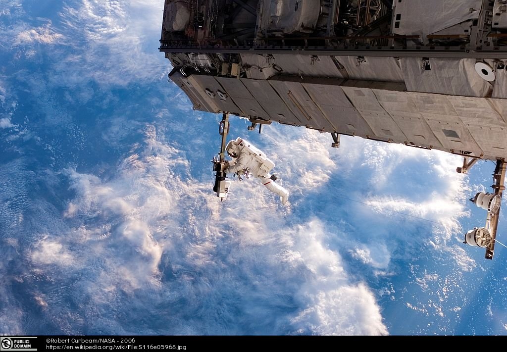 Happy Birthday to Robert Curbeam, astronaut and captain in the United States Navy, who holds the record for the most spacewalks during a single spaceflight 🎂🚀🌎
#OTD #OnThisDay #DiversityandInclusion #BlackAndSTEM