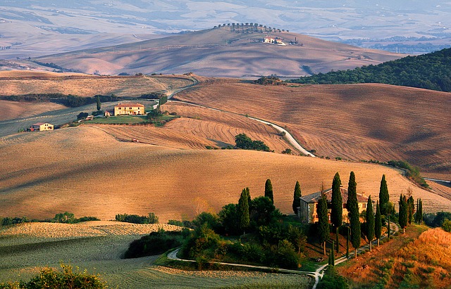 Cusiflorence's tweet photo. After another fail of the Italian governement...I can only say #dontSTOPItaly....#firenzenonsiferma #nonfermatelITALIA #cusiflorence #ncc #summer2020 #summertrip #daytrip #trip #holidays #valdorcia #tuscany #italy2020 #beutyiscontagious #labellezzaècontagiosa https://t.co/THRoIr7NMQ