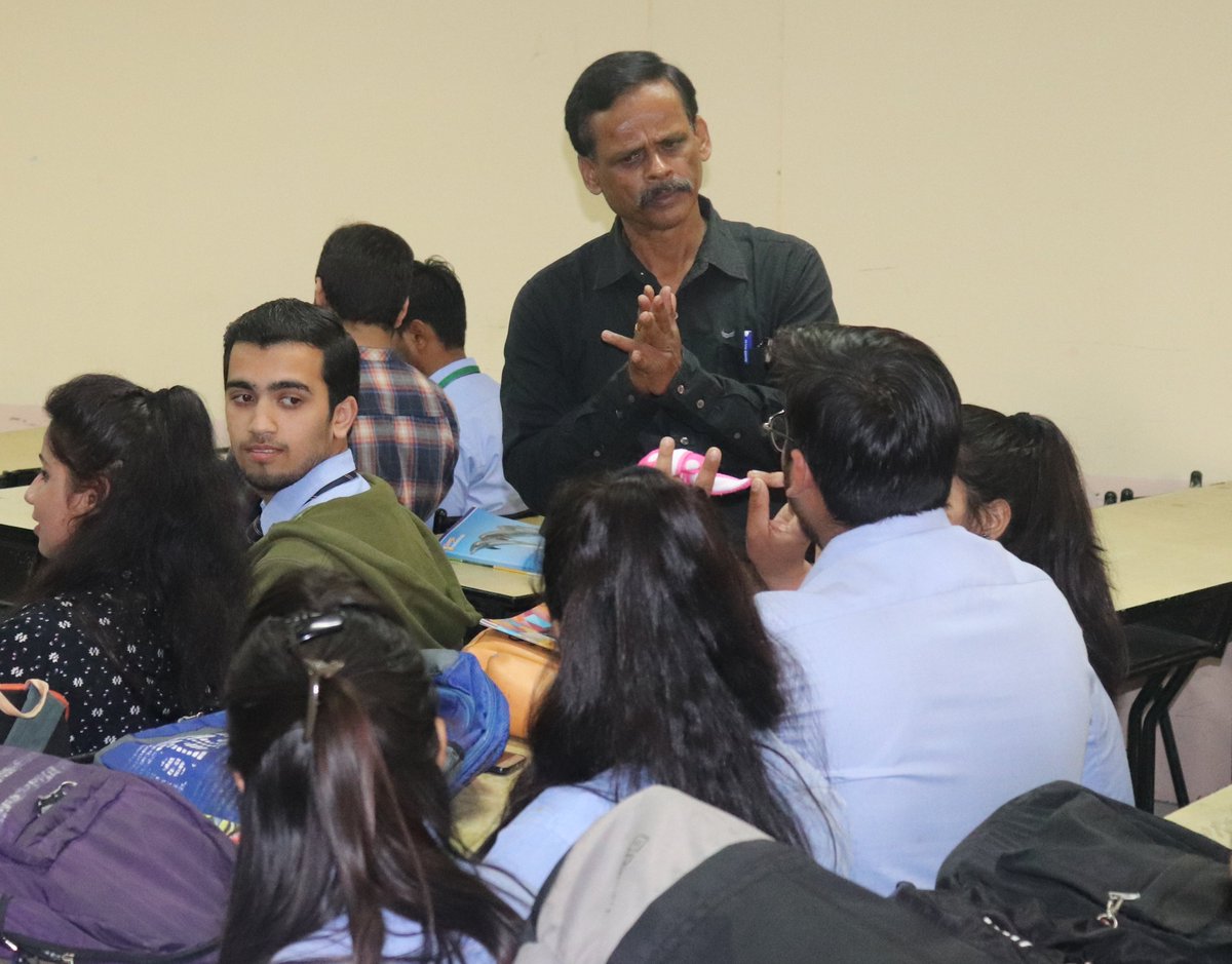 dewangrp's tweet photo. ‘Moments of Motivation’ with Dr. M.K. Jha – Dean AKTU, Lucknow
A motivational session was conducted by Prof. (Dr.) M.K. Jha – Dean, Dr. APJ Abdul Kalam Technical University, Lucknow for MBA students on 27 February 2020. #dvsgi #dewangroup #meerut #motivationalsession https://t.co/8iXiBGmIAV