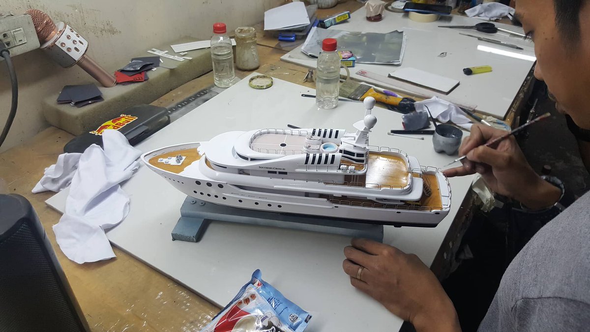 modelworkdirect's tweet image. If you think you will want a yacht of your own, try it out in little steps. Let us create a replica model of YOUR Yacht Today In virtually ANY size or scale desired! ORDER NOW before the summer season slips away.#CustomShipModels #CustomYachtReplica #Modelworksdirect