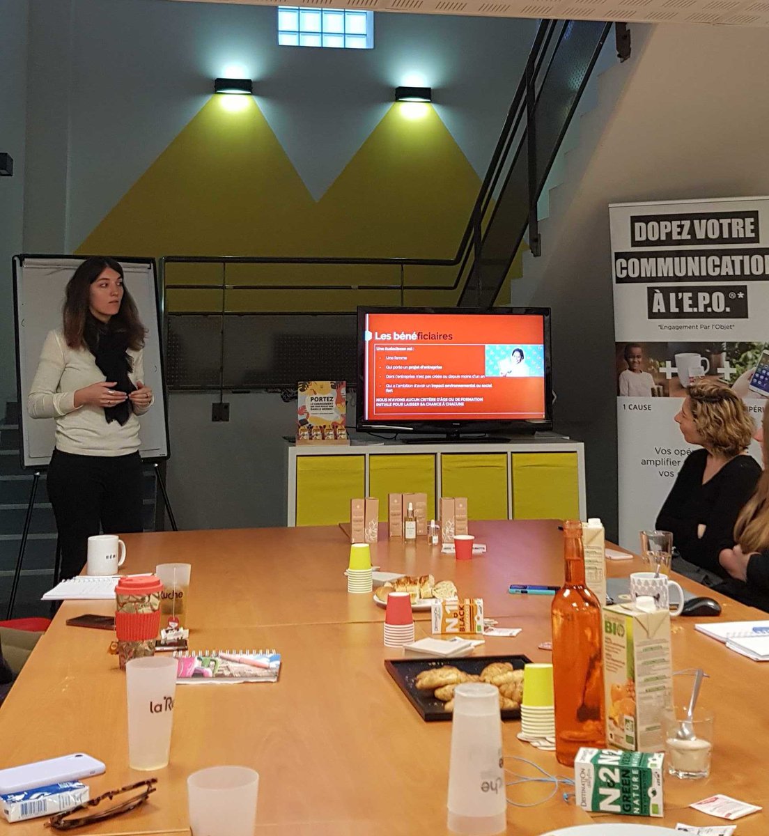 _GiftsforChange's tweet photo. "#LesAudacieuses est un programme qui accompagne des start-up à fort impact portées par des femmes, pour faire émerger les rôles modèles qui aideront demain d’autres femmes à se lancer." - Astrid Meslier de @RucheParis 
#BreakfastforChange https://t.co/fUFgZTdFYe