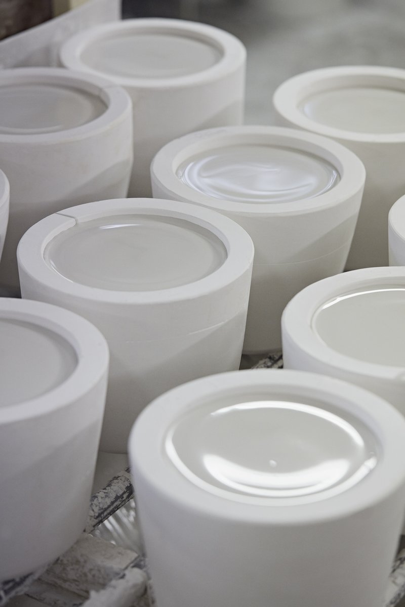 Originalbtc's tweet photo. Our Hector shades start their life as a raw clay and water mix ('slip'), carefully poured into moulds at our Stoke-on-Trent ceramics factory.
https://t.co/ejWlVJRl4b
#OriginalBTC #lighting #Hector30 #HectorLight #30years https://t.co/ITiyK4AGpu