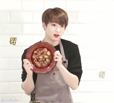 mylittlekv's tweet photo. 傳說中既果果拔絲地瓜🍠
星仔都識整👍💕
要重溫一下果果既拔絲地瓜片段~🤣轉轉轉~
#방탄소년단 #jungkook #전정국 #田柾國 #柾國 #정국 #星仔星級老母 #防弹少年团 #防彈少年團 #bts #我的湊仔日記 #btsdoll #bts公仔 #별국이 #starkook https://t.co/bWiotengGO
