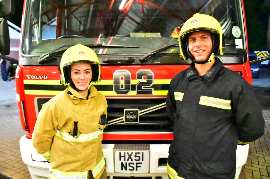 Firesnapper999's tweet photo. Ever thought you #NeedMore? Then consider #OnCallFire as a Community Firefighter. Release your potential, learn new skills & knowledge and help protect your commUNITY. Find out more info at: https://t.co/apjpbsaJGu #JoinOurFireFamily #MakeADifference #OnCallFireWeek https://t.co/YyfGyOPnTY