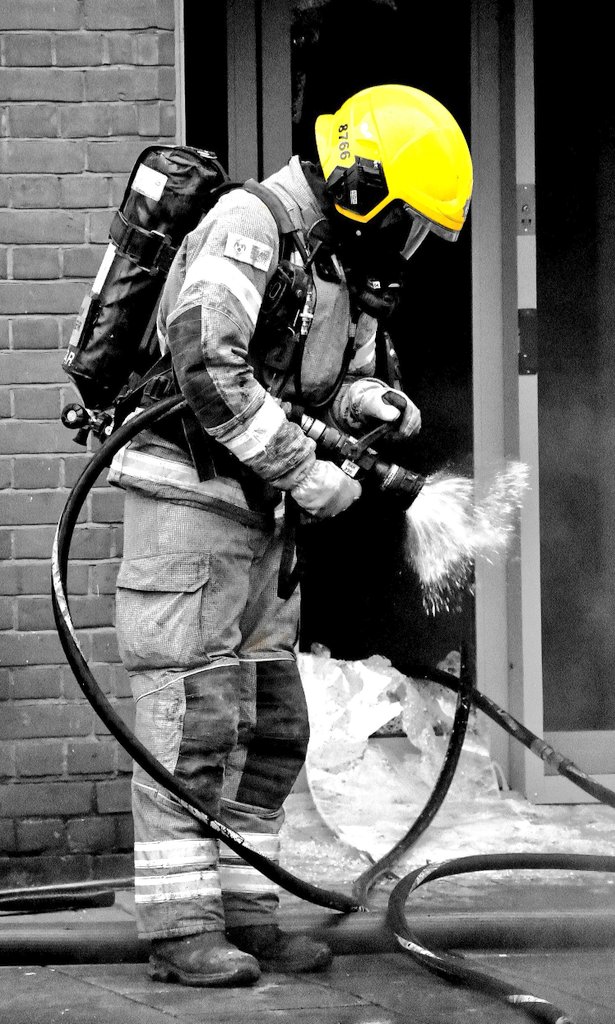 Firesnapper999's tweet photo. Ever thought you #NeedMore? Then consider #OnCallFire as a Community Firefighter. Release your potential, learn new skills & knowledge and help protect your commUNITY. Find out more info at: https://t.co/apjpbsaJGu #JoinOurFireFamily #MakeADifference #OnCallFireWeek https://t.co/YyfGyOPnTY