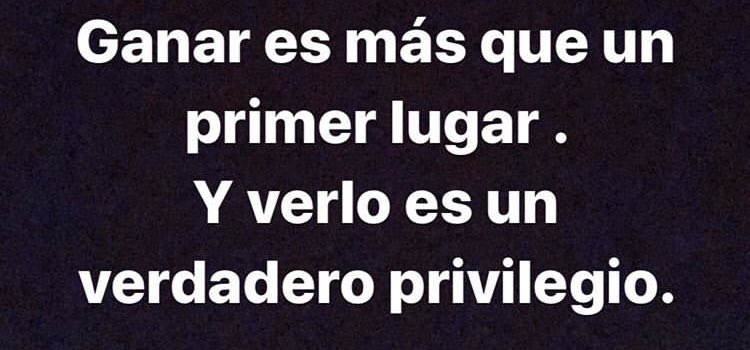 AlejandraMat1's tweet photo. @Isary17016999 @CYnD3R3llabella @MarlenSoriano4 @WilliamValdes @Angiefloreshn @HectorMartinezL Y le repito las sabias palabras del director... PDT: FELICIDADES ANGIE Y DENNIS LOS RECIBIERON COMO LOS VERDADEROS GANADORES QUE SON, POR QUÉ USTEDES SI SUPIERON GANARSE EL CARIÑO DE LA GENTE 💙💚✨ MÉXICO 🇲🇽 CON USTEDES 💙💚✨ https://t.co/ErrQeubJXV