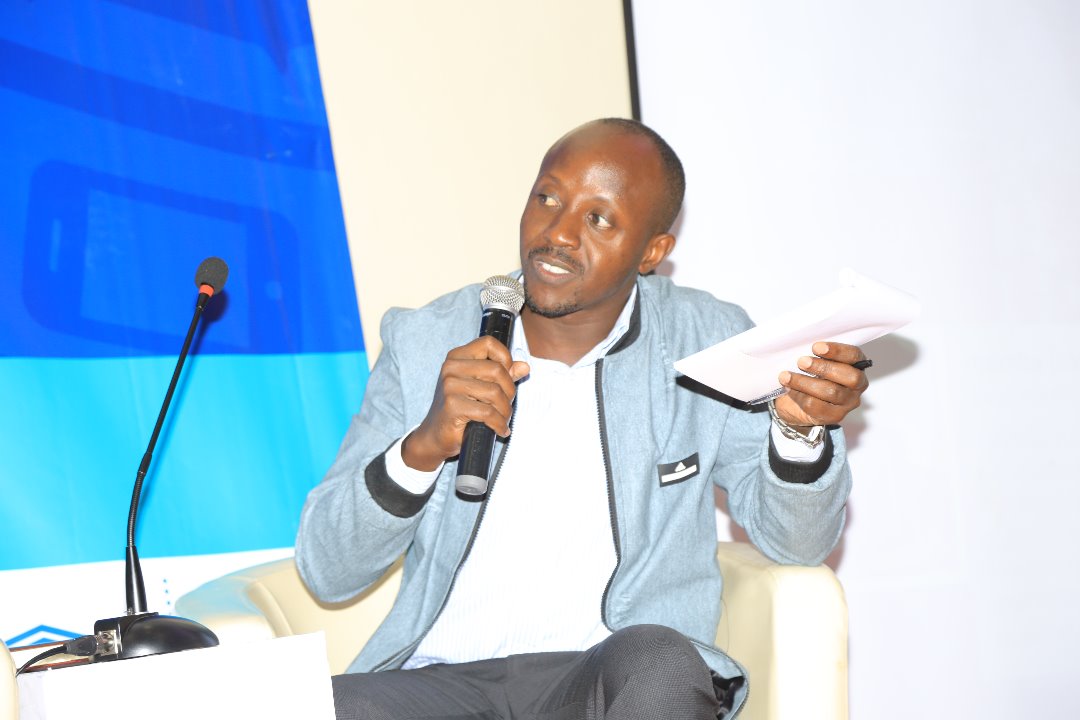 Cemcod_UG's tweet photo. Media and information literacy is a response to the complex, ever - changing nature of information and communication technology in an increasingly globalized world. ~ Davies Rwabu ( @MakerereU) 
#MediaLiteracyUG https://t.co/tjp831sHPV