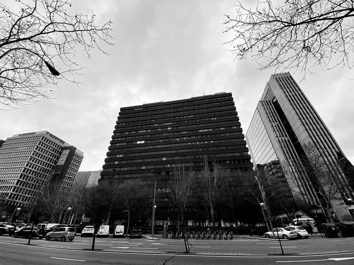 adrylahoz's tweet photo. No todo es tan gris como parece
⠀⠀⠀⠀⠀⠀⠀⠀⠀⠀⠀⠀⠀⠀⠀⠀⠀ ⠀⠀⠀⠀⠀⠀⠀⠀⠀⠀⠀⠀⠀⠀⠀⠀⠀⠀
#thursday #marzo #jueves #madrid #morning #vsco #instasize #shotoniphone #iphone11 #photography #photoftheday #ultragranangular #ultrawide ⠀⠀⠀⠀⠀⠀⠀⠀⠀⠀⠀⠀⠀⠀⠀⠀⠀⠀ https://t.co/Cc7Sz6VDIA