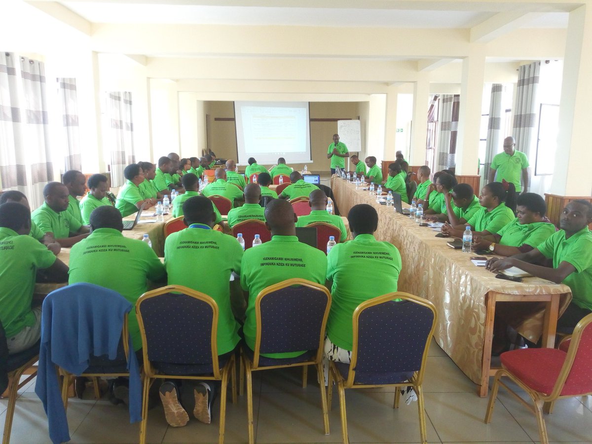 Atangiza ku mugaragaro uyu mwiherero, Umuyobozi w'Akarere <a href="/Erasmen/">Erasme NTAZINDA</a> yavuze ko Akarere kishimira imikorere n'imikoranire hagati y'ubuyobozi na #JADF yifuza ko umwiherero waba umwanya wo kwivugurura no kongera imbaraga mu nshingano kugira ngo umuturage agire imibereho myiza