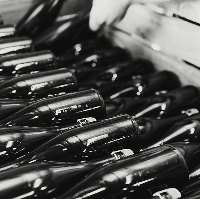 There are few sayings better than 'don't judge a book by its cover' but it's funny how quickly we forget that as we stand in a wine shop narrowing down our evening selection! ⁠
⁠
Marketing is cunning, labels inspire a reaction, and colours influence … ift.tt/2PO5SgB