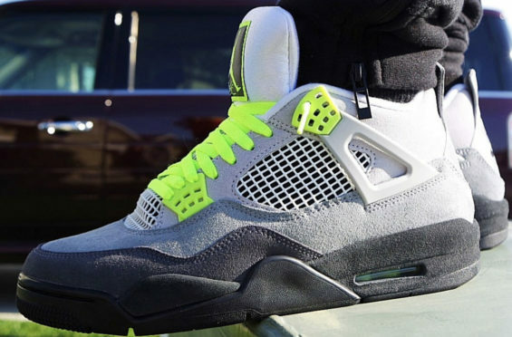 jordan 4 neon on foot