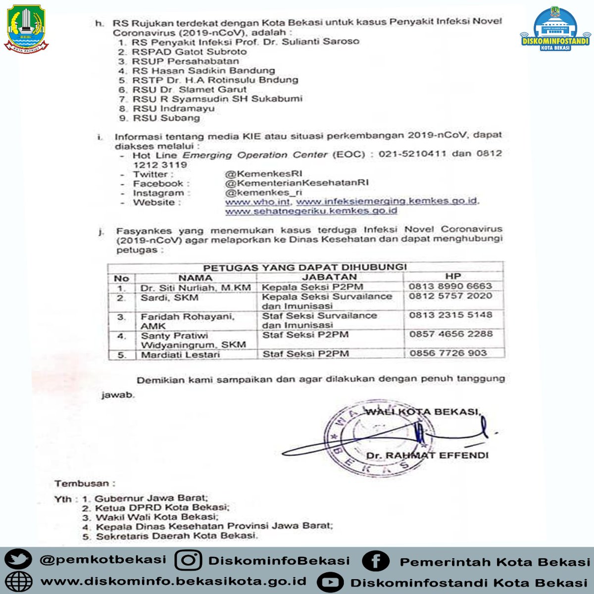 Qizni uchta xoroz bilan sikish