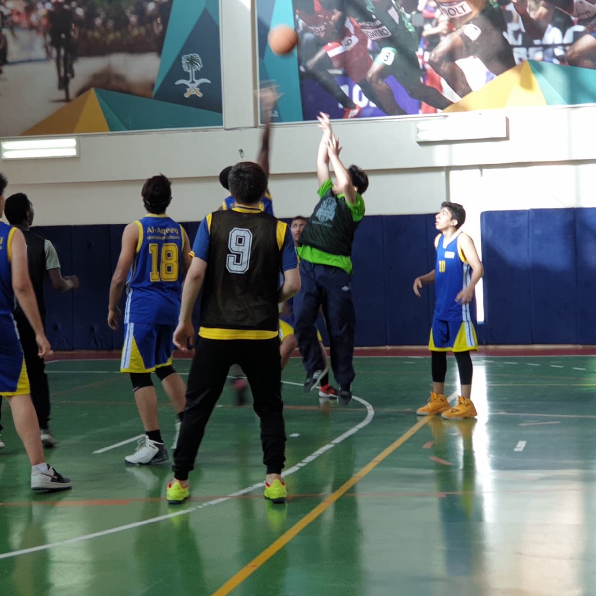 alrabeaActivity's tweet photo. #تعليم_المدينة
#مكتب_تعليم_جنوب_المدينة
#النشاط_الطلابي_المدينة 
ثانوية عبد العزيز الربيع تحقق بطولة كرة السلة على مستوى مكتب التعليم جنوب المدينة بقيادة المدرب الأستاذ محمد ابو هبرة ودعم القائد المدرسي الاستاذ محمد هديان الاحمدي  تحفيز وتشجيع الاستاذ ناصر الصبحي https://t.co/7tr1rMAeOE