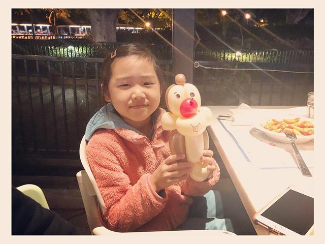 hwlun's tweet photo. 🎂Happy birthday to あかり，生日快樂！🎂🎉🎊😘
#6yearsold #HBD #family #niece #おい #unclemissesyou #happybirthday #Pisces #balloonart #shotoniphone #iphonex #20200305 https://t.co/ZLhm5ok0PO https://t.co/TaEs9DF7kh