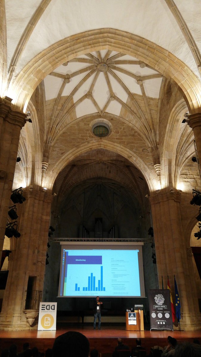 robermorales's tweet image. Viendo a @gardenunez súper interesante! #DevOpsDaysCC20 @DevOpsDaysCC