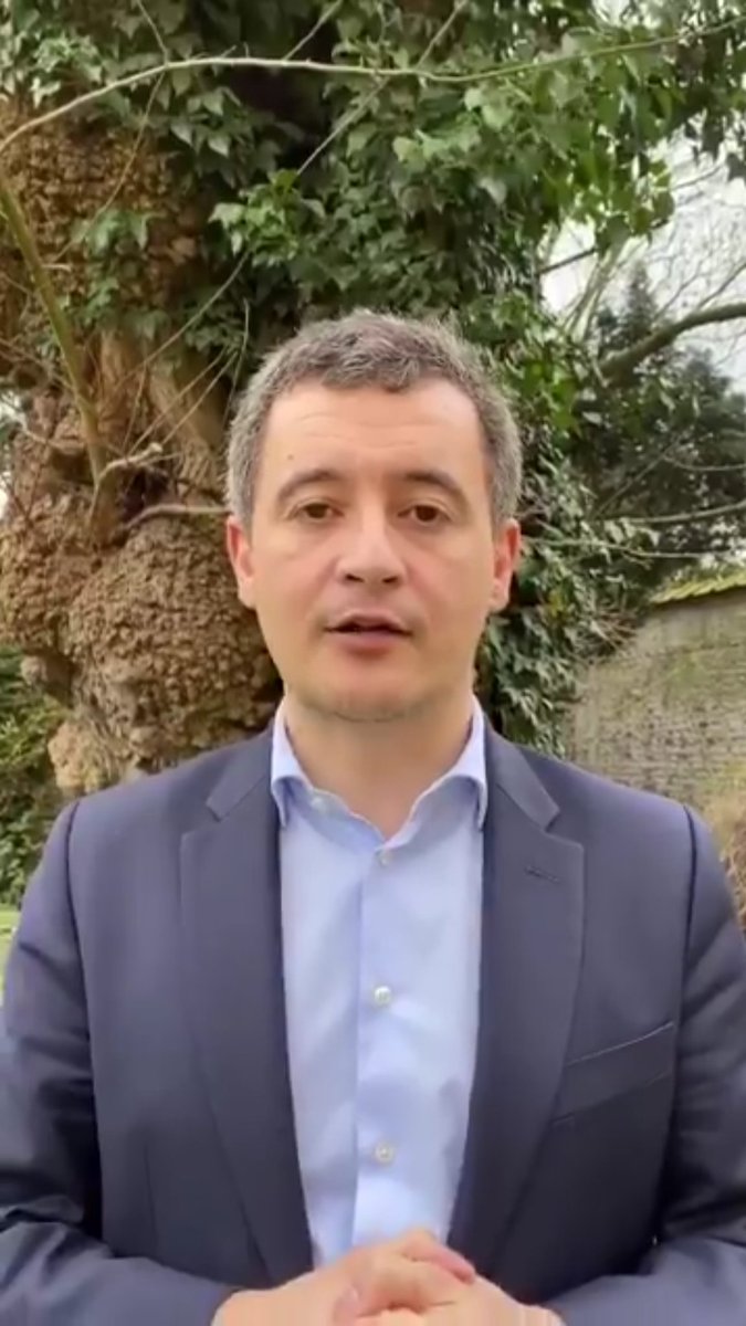 ccastanette's tweet photo. Rencontre avec les habitantes de #Tourcoin. Avec l'épidémie de #COVID19, n'oubliez pas qu'une fellation est moins contagieuse qu'une poignée de main.
@GDarmanin #TraduisonsLes https://t.co/YN08VYeCkV
