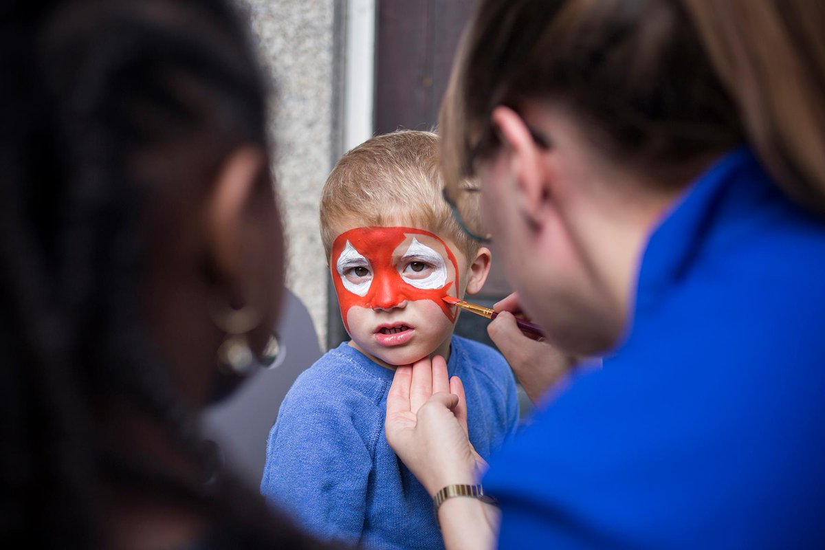 mathenesse010's tweet photo. Ook leuk! Kinderen kunnen zich gratis laten #schminken op de @Mathenesserweg op zaterdag 21 maart van 11 tot 13. Verwacht ook een #rommelmarkt bij #MaakRotterdam op de stoep richting de woongroep. https://t.co/QODgD5yKUx