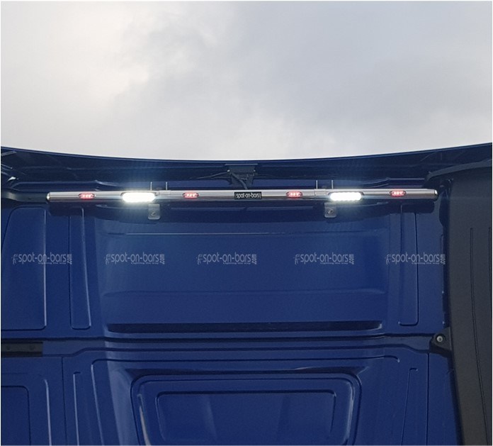 SPOTONBARS's tweet photo. Mercedes Actros rear Work light bar https://t.co/3amplNmLDo https://t.co/IBvXHi462f
