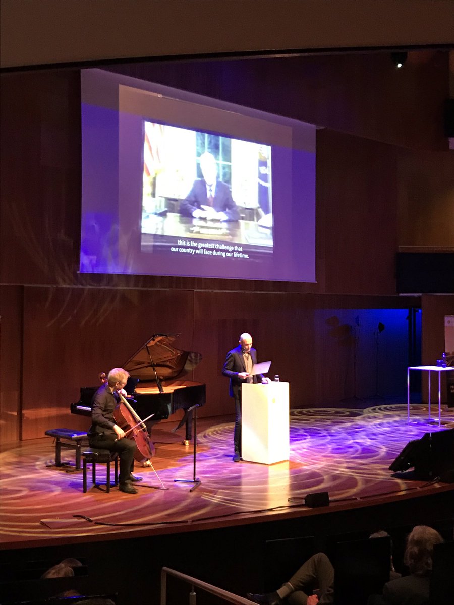lvandenaarsen's tweet photo. #pathwaystosustainability opening @maartenhajer @FuturesStudioUU over hoop voor versnelling van de transitie naar een duurzame toekomst: de banken worden wakker, de jeugd pikt het niet, nieuwe duurzame concepten, samenwerking wetenschappers en stakeholders! https://t.co/FISjE9FqEu