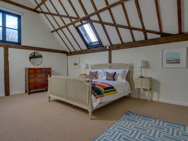 SuffolkCottHols's tweet photo. We are delighted to welcome Sandlings Barn to the #CountryCollection 🏡
On the banks of the #River #Deben with access to its own private sandy beach - Sandlings Barn is a magnificent retreat in uniquely tranquil surroundings: https://t.co/oIK0c6mhGn #Suffolk #Holiday #Staycation https://t.co/OVte1ertk5