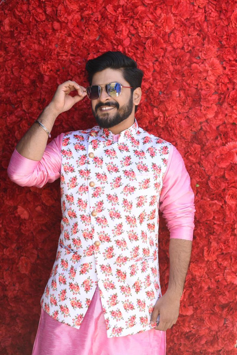 DreamersPR's tweet photo. .@TawdeShubhankar slaying in @tejadnya 's new Vivah Collection 

@tejaswini_tweet @AbhidnyaBhave 
#shubhankartawde #vivahcollection #tejadnya #abhidnyabhave #tejaswinipandit https://t.co/O9b3RMrz8L