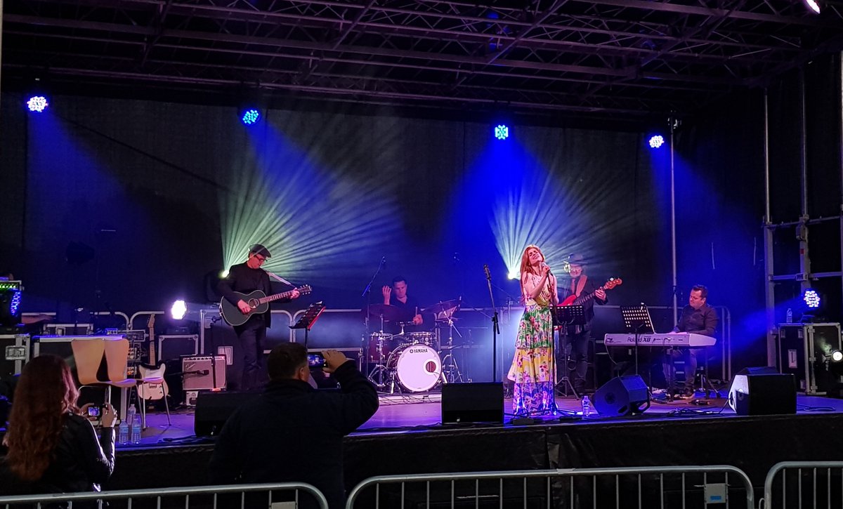 novumAV's tweet photo. Swingtime in the gardens #tbt #throwbackthursday #novumav #av #audio #visual #production #events #festival #installation #eventproduction #production #lightingtech #soundtech #lightingengineer #soundengineer https://t.co/u3zcv7lYyT