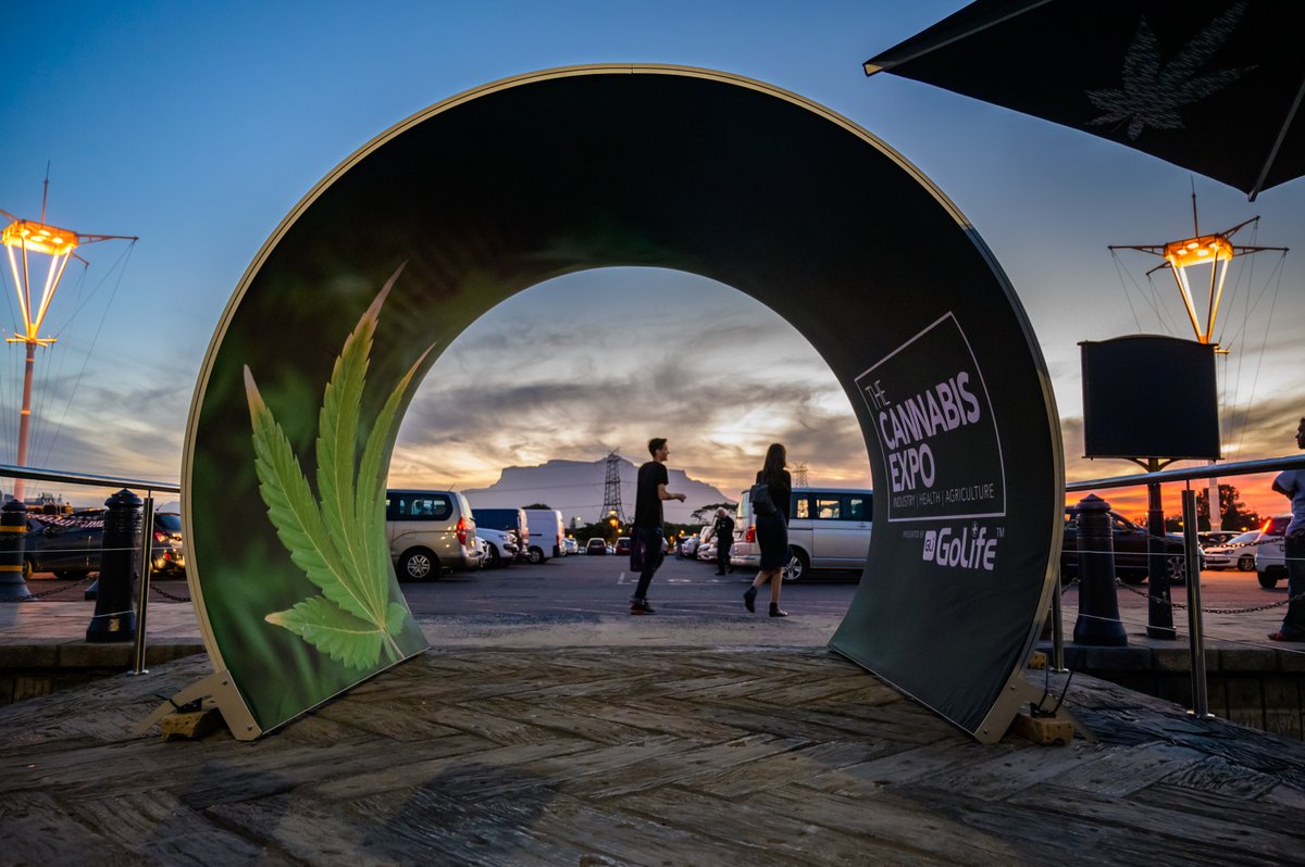Bizcommunity's tweet photo. . @Biz_Lounge newsletter now out ft @designindaba #25yearsofDI @BrrRogers @TheKiffness @artsfestival #NAF2020 @UltraSA @Zabalaza3G @NetflixSA @GetawayShow @MarineDynamics @FrancoisVanCoke & a @splashyfen comp! https://t.co/y1AXmu6pKy https://t.co/b2YWjOI8cZ