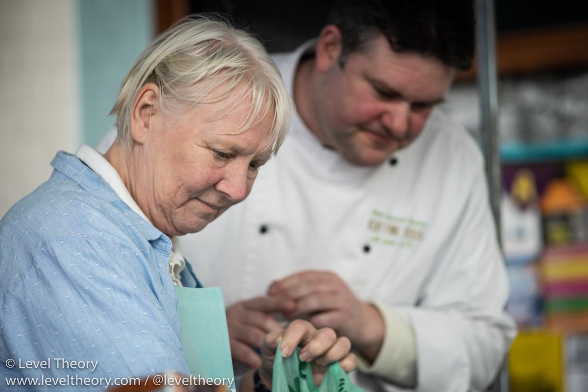 KentFineFoods's tweet image. And this Sunny Saturday 🌞
Its off to do my #HostingBit 
At Gravesend Borough Market 
@GravesendMarket 
@visit_gravesend 
Pictures by @LevelTheory 👏