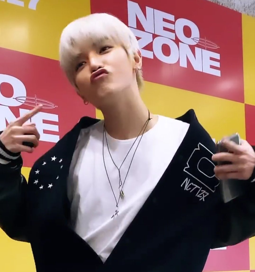 ในเอ็มวี                          ในสตอรี่จอน