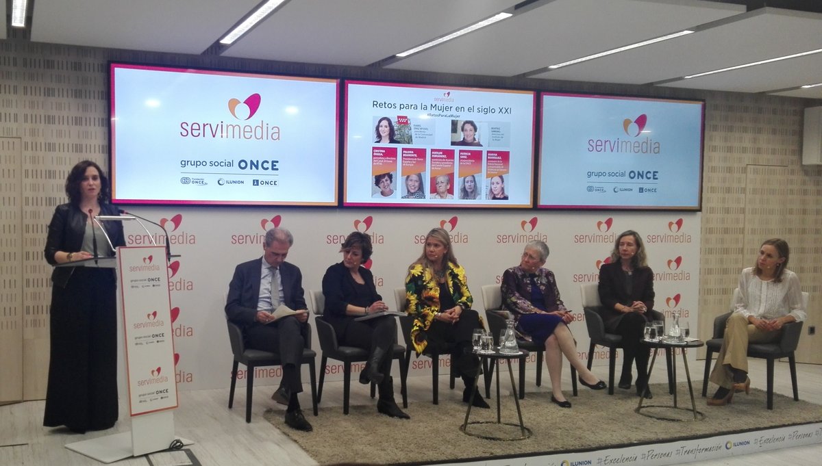 En la #SemanaDeLaMujer, ayer asistimos a la jornada "Retos para la Mujer en el siglo XXI", organizada por <a href="/Servimedia/">Servimedia</a>, en la que pudimos conocer a grandes mujeres