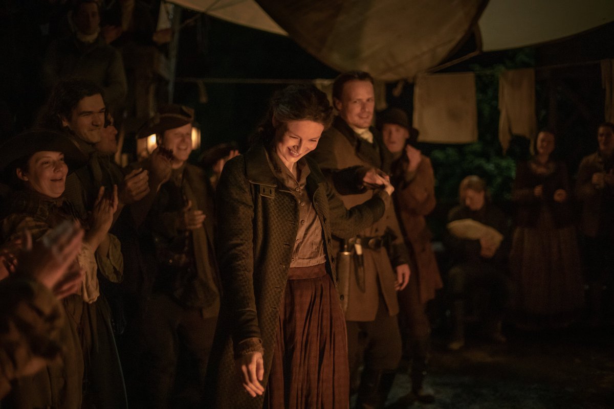 OutlanderfanCZ's tweet photo. #Outlander 5.04 "The Company We Keep" official images https://t.co/EoNHoE0C8k #OutlanderSeason5 #OutlanderFan #TheFrasers #TheMackenzies #TheFieryCross https://t.co/YcltQ14deQ