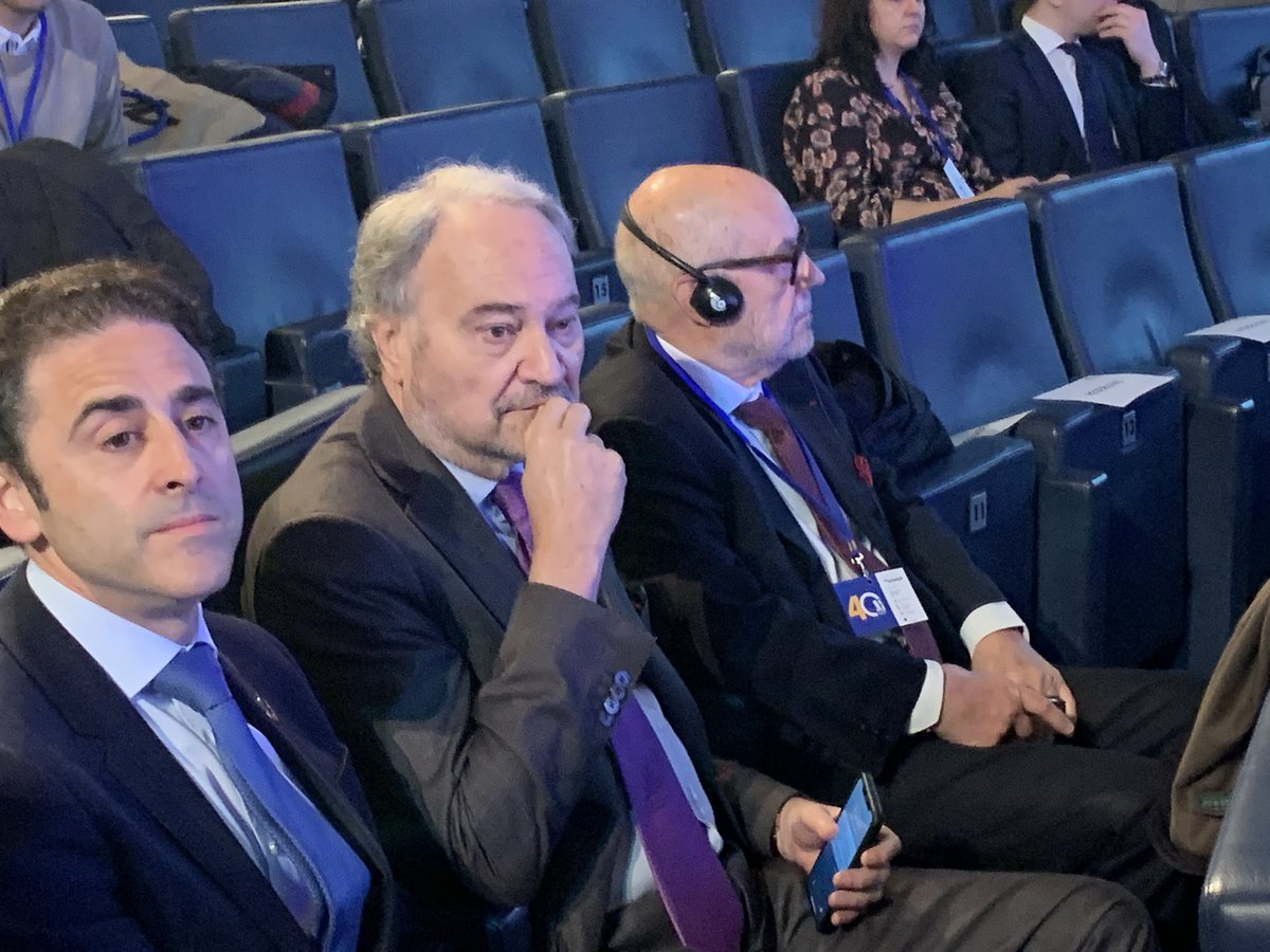 ProcuradoresE's tweet photo. Comienza el Congreso 2020 de @UProfesional bajo el slogan de “Profesiones Unidas por un Mundo en Cambio” con la participación del presidente de @ProcuradoresE y secretario de UP, Juan Carlos Estévez, @_OrtegaVictoria @Yolanda_Diaz_ https://t.co/8dIAGbyvUD