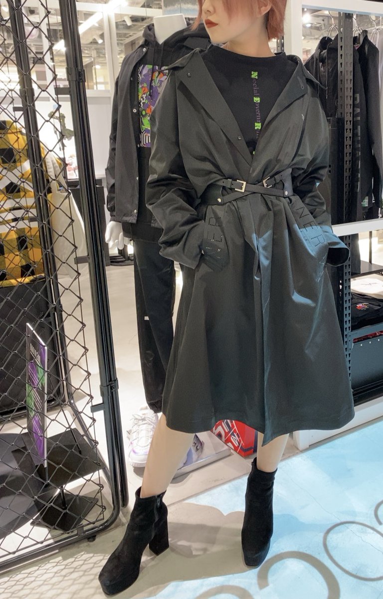 最新デザインの RADIO EVA CAN NOT ノーカラーコート BLACK