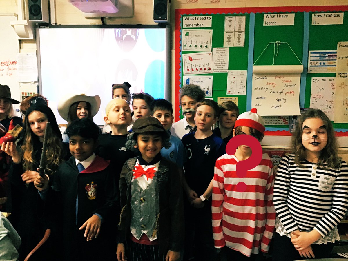 ClaphamTerrace1's tweet photo. Year 5 have dipped into #Macbethlive #RSClive before they start #WorldBookDay celebrations https://t.co/EJCMxRDPKr