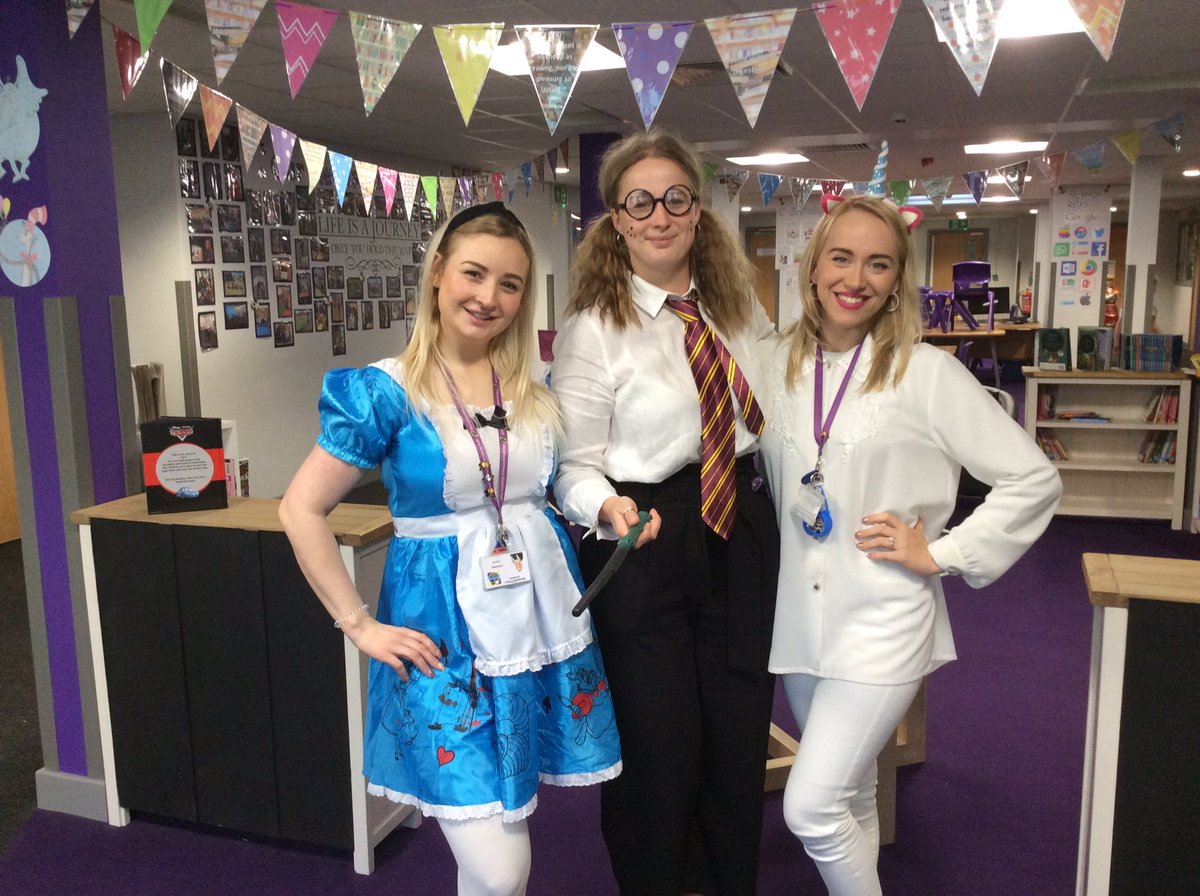 CambridgeClass's tweet image. We are fully embracing world book day in Y6! We have a fun-filled day of Harry Potter! @MeadsteadPA @AETAcademies #worldbookday #discoveringwhatspossible