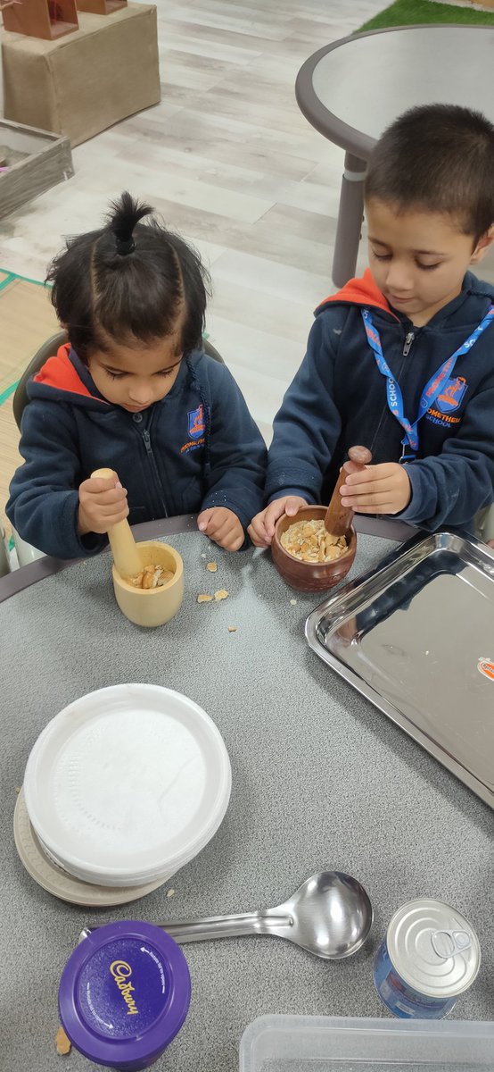deswal_tripti's tweet photo. After reading the story,Cooking in Class by Jay Dale ,Ss followed step by step instructions to make yummy chocolate ladoos.#flamelesscooking
#finemotorskills #socialskills #EY_matters  #playbasedlearnig #WorldBookDay2020 #books #stories @Prometheus_Edu @AneeshaSahni @deepa_nanda https://t.co/jnuklbtcrJ