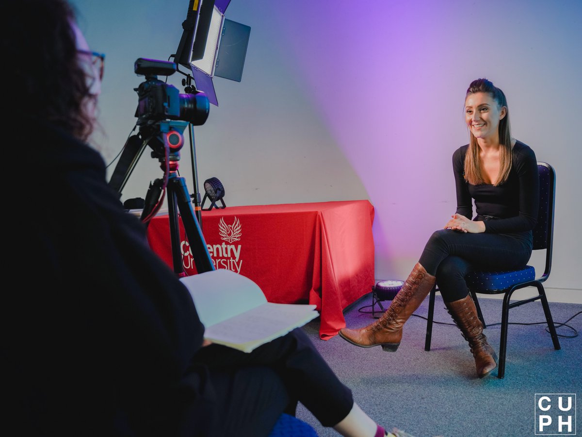 CU_Photography's tweet image. Yesterday we welcomed back @covcampus Alumni @EllphotoEll to share her professional experience as an award-winning wedding photographer to our students! 

#Coventry #weddingphoto #alumni @FahFutures @CoventryFAH