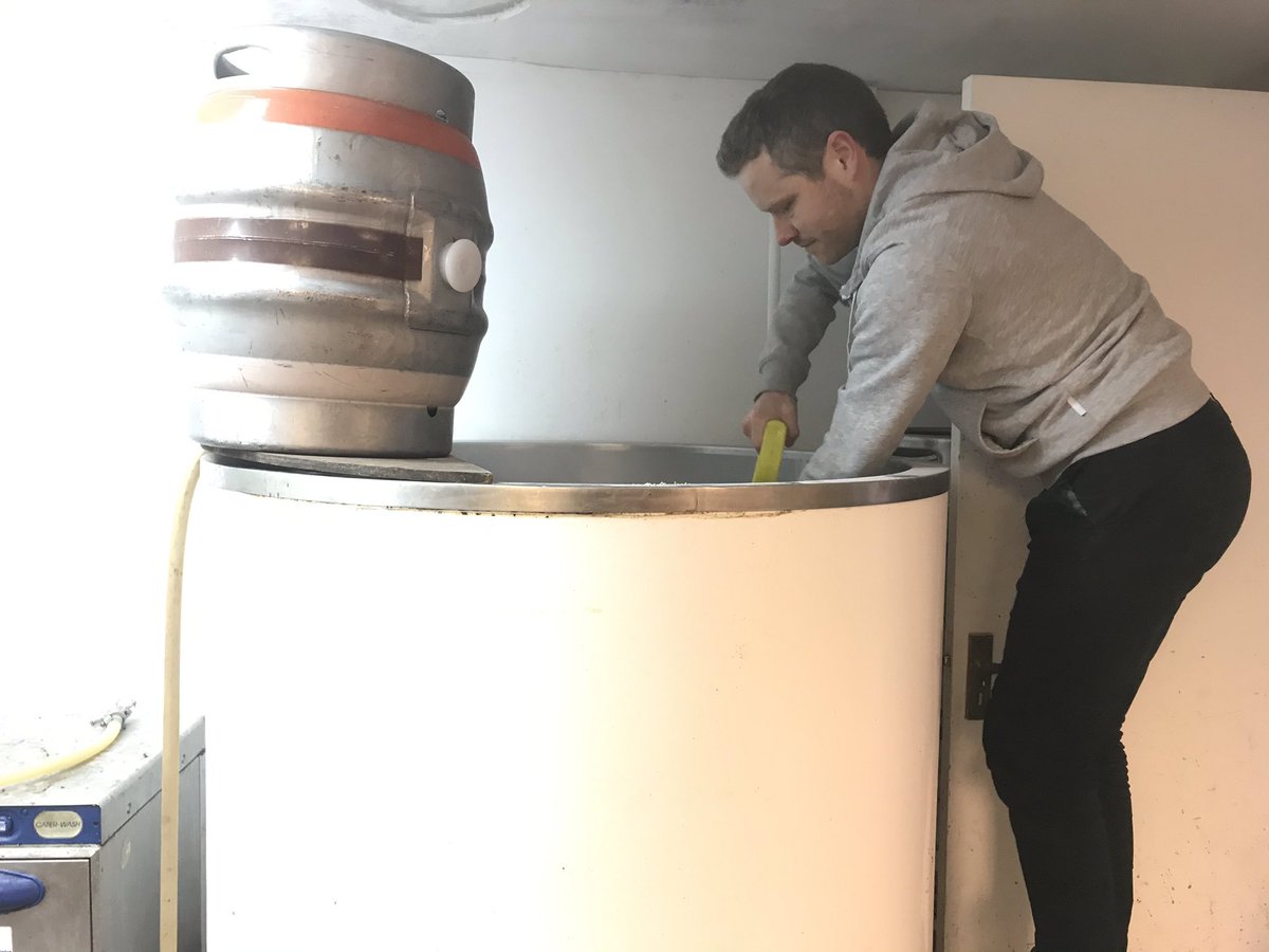 sharkmicropub's tweet photo. It’s brew day! We’re at @Brew_Buddies today with @CommonRioters, brewing a collaboration beer to launch at our Copper Tap takeover at the end of the month 🦈🍺 https://t.co/ClTRybiLzw
