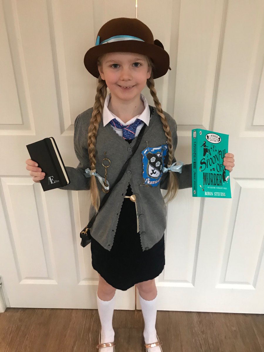 Detective Daisy Wells from this little bookworm’s favourite book series <a href="/redbreastedbird/">Robin Stevens Updates</a> #worldbookday2020 <a href="/OLQMprimaryyork/">OLQM Catholic Primary School & Nursery</a>