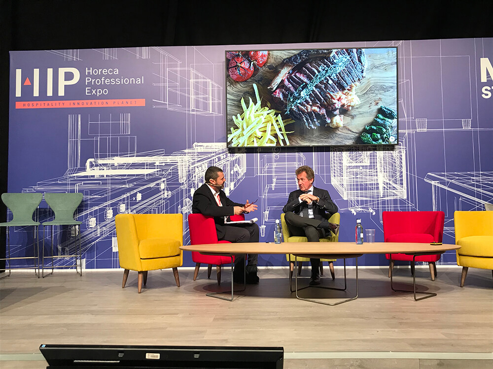 gastrouni's tweet photo. 📣 ¡Habemus resumen del #PerfectRestaurantProject celebrado en #HIP2020! 📣
Éxito de convocatoria en todas y cada una de las ponencias que organizamos en @expohip ¡Gracias a tod@s por hacerlo posible!
https://t.co/NfxuaMZp9Q https://t.co/YWMLzwaYeU