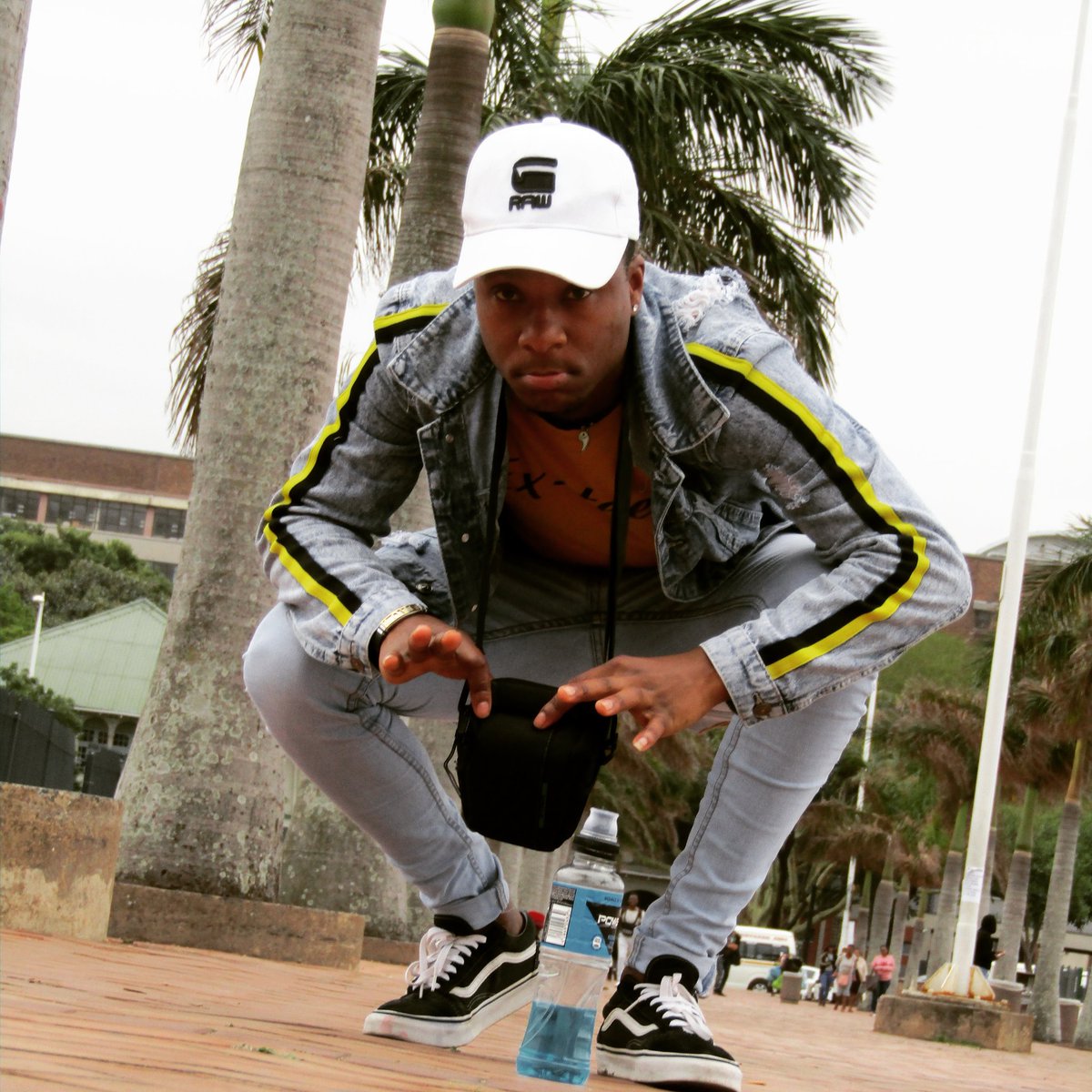 teezy_ex's tweet photo. Ex-teezy igama https://t.co/ztroVeSrCS