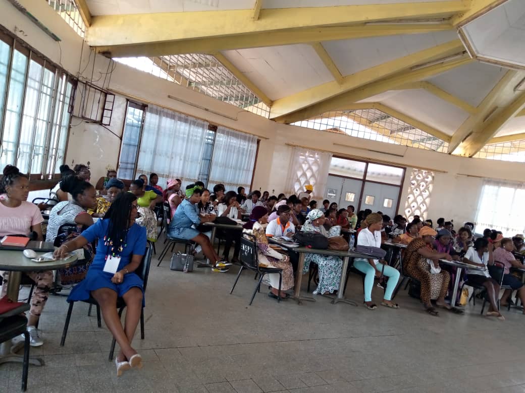 AfricanWITS's tweet photo. [Atelier sur l'entrepreunariat numérique-FFNUM2020]

2e journée du Festival Femme Numérique 2ème édition - Yaoundé lancée...

Formateur  :  Yves NTSAMA

 #ffnum2020
 #Africanwits
 #Shapethefuture
 #Femmesnumeriques https://t.co/PC1XmWTASy